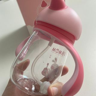 유비맘 트라이탄 코니빨대컵_컬러 랜덤 발송 — 4.5점을 준 리뷰어가 2021년 1월 올린 사용 사진