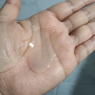 르핸스 퍼포밍 5 샴푸 비반트 포렛/베티버 포그 — 5점을 준 리뷰어가 2022년 12월 올린 사용 사진