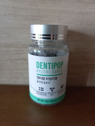 작심연구소 구취제거+충치예방+치아화이트닝 마법의 캔디 덴티팝3종(맛 랜덤 발송) — 5점을 준 리뷰어가 2022년 5월 올린 사용 사진