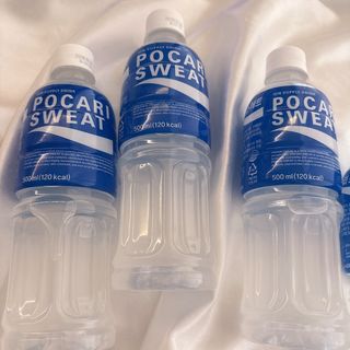 [동아오츠카] 포카리스웨트  500ml PET + 이온워터 500ml PET — 5점을 준 리뷰어가 2025년 5월 올린 사용 사진