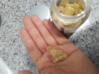 작심연구소 구취제거+충치예방+치아화이트닝 마법의 캔디 덴티팝3종(맛 랜덤 발송) — 5점을 준 리뷰어가 2022년 5월 올린 사용 사진