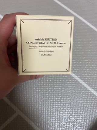 Dr.느루벗 느루벗 링클 솔루션 콘센트레이트 스네일 탄력 달팽이 크림 80g — 5점을 준 리뷰어가 2021년 5월 올린 사용 사진
