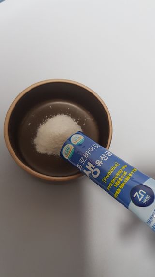 서울약사신협_프로바이오생유산균_2.5G x 100포 — 5점을 준 리뷰어가 2021년 1월 올린 사용 사진