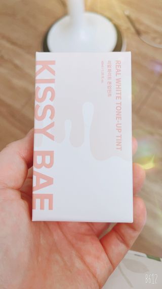 KISSY BAE 키시베이 키시베이 리얼화이트 톤업틴트 — 5점을 준 리뷰어가 2021년 7월 올린 사용 사진