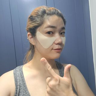 원에이드 알로에사포나리아 투명 골프패치 & 원에이드 하이드로겔 스포츠패치 — 4점을 준 리뷰어가 2022년 8월 올린 사용 사진