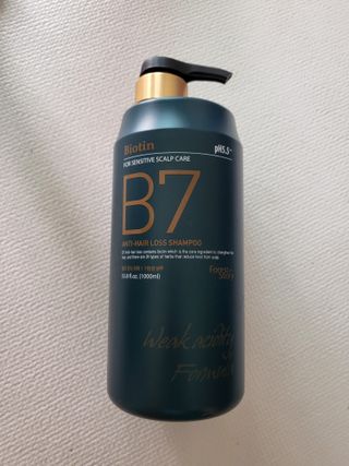 [포레스트스토리] 탈모증상완화 샴푸 1,000ml — 5점을 준 리뷰어가 2022년 6월 올린 사용 사진