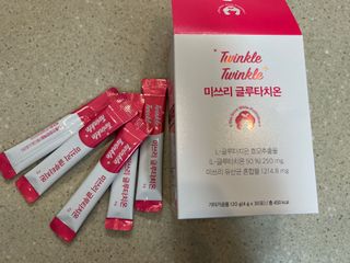 메디포스트 모비타 미쓰리 글루타치온 30포 — 5점을 준 리뷰어가 2023년 1월 올린 사용 사진
