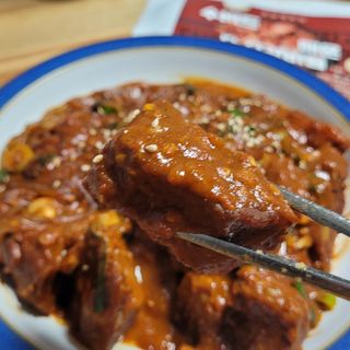 [푸딩팩토리] 대구 동인동식 수비드 매운돼지갈비찜 750g_국내산 돼지고기, 마늘듬뿍 동인동식 찜갈비 — 5점을 준 리뷰어가 2022년 8월 올린 사용 사진