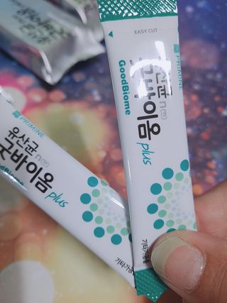 프리마인 유산균 국가지정연구소 선정, 살아있는 생유산균 200억 마리의 힘. 유산균n굿바이옴플러스 — 5점을 준 리뷰어가 2021년 10월 올린 사용 사진