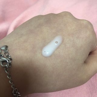 리더스코스메틱 리더스 카밍 바이오틱스 에센스 워터 — 5점을 준 리뷰어가 2021년 4월 올린 사용 사진