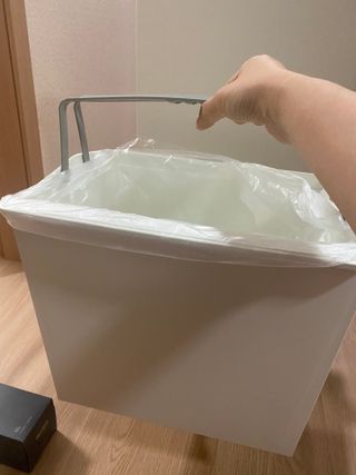 창신리빙 [프랑코 원터치 스탠드 분리수거함 50L 화이트] 똑똑한 정리 수납 — 5점을 준 리뷰어가 2021년 7월 올린 사용 사진