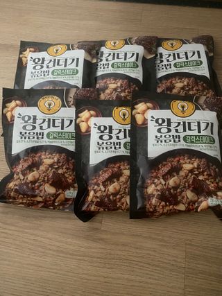 한성기업 무볼레 왕건더기 볶음밥 갈릭스테이크 — 5점을 준 리뷰어가 2021년 10월 올린 사용 사진