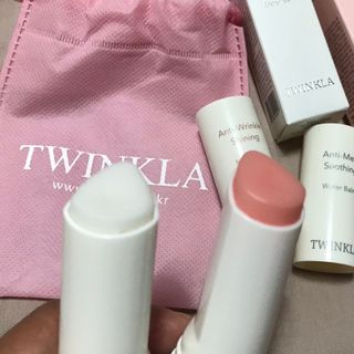 [트윙클라] 안티멜라 수딩 워터밤+안티링클 샤이닝 멀티밤 — 5점을 준 리뷰어가 2022년 6월 올린 사용 사진