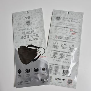 에버그린 순면 끈조절 KF80 마스크 - 화이트/블랙 컬러 대형 - 10매 — 5점을 준 리뷰어가 2021년 7월 올린 사용 사진