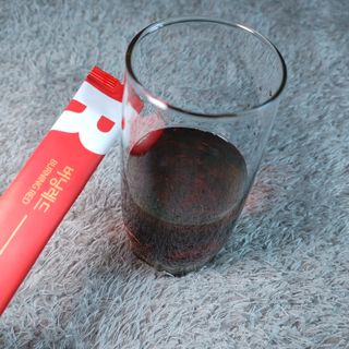 디오르 버닝레드 — 5점을 준 리뷰어가 2022년 2월 올린 사용 사진