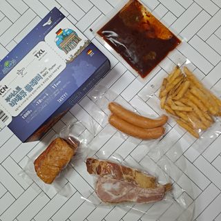 [테이스티나인] [레디잇x부루마불] 부어스트 바베큐 플래터 1000g — 5점을 준 리뷰어가 2022년 4월 올린 사용 사진