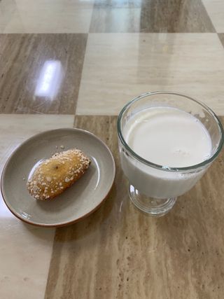 [메종콜리브리] 프랑스 마들렌 메종콜리브리 레몬 마들렌 2팩 — 5점을 준 리뷰어가 2021년 9월 올린 사용 사진