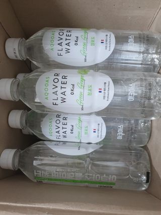 아쿠아스 플레이버워터 [아쿠아스] 제로칼로리 플레이버워터 복숭아/청포도 1BOX 20개입 — 5점을 준 리뷰어가 2021년 4월 올린 사용 사진