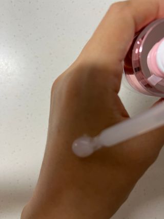나우 [리브엠] 123억개 엑소좀으로 채운 눈부신 광채, 엑소코어 화이트닝 텐션 앰플 — 5점을 준 리뷰어가 2023년 8월 올린 사용 사진