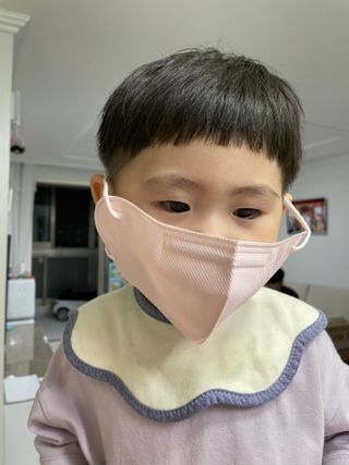 [숨그림]  덴탈마스크 짱구 우리아이 그리고 내가 쓰는 믿을수있는 케릭터 마스크  16종 — 5점을 준 리뷰어가 2021년 9월 올린 사용 사진
