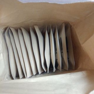커스프 드립백 커피 G1원두 버라이어티팩 12g 12개입 — 5점을 준 리뷰어가 2022년 8월 올린 사용 사진