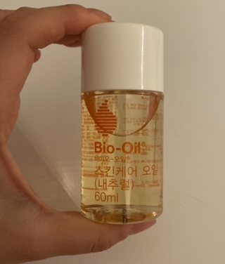 바이오오일 [바이오-오일] 스킨케어 오일 내추럴 60ml — 5점을 준 리뷰어가 2021년 5월 올린 사용 사진
