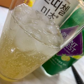 몽베스트 Montbest with Sparkling water Lemon OR Lime 20병(랜덤) — 5점을 준 리뷰어가 2021년 12월 올린 사용 사진