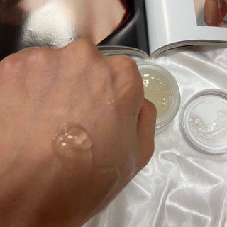[버진팜스]모공 정돈에서 진정까지 한번에 푸딩수딩2.0 — 3점을 준 리뷰어가 2021년 1월 올린 사용 사진