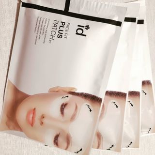 아이디플라코스메틱 아이디 페이스핏 플러스 패치 v2 — 4점을 준 리뷰어가 2020년 12월 올린 사용 사진