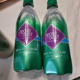 몽베스트 Montbest with Sparkling water Plain 20병 — 5점을 준 리뷰어가 2021년 11월 올린 사용 사진