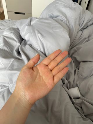플레라디 에델바이스 오일 밸런싱 토너 — 4점을 준 리뷰어가 2021년 7월 올린 사용 사진
