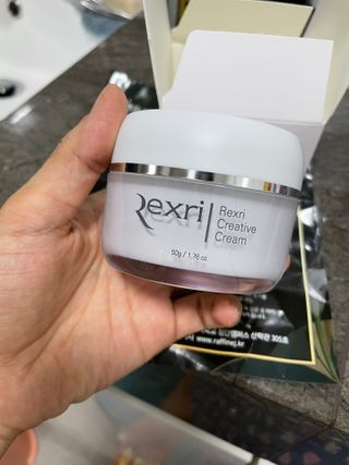 렉스리 크리에이티브 크림  Rexri Creative Cream — 5점을 준 리뷰어가 2022년 6월 올린 사용 사진