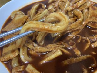 [푸딩팩토리] 즉석누들떡볶이 540g + 대구전통 납작만두 260g — 5점을 준 리뷰어가 2022년 12월 올린 사용 사진