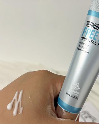조아산코스메틱 승비 에센스 프리아포 오리엔탈 허브 크림 + 승비 에센스 프리아포 오리엔탈 허브 스킨 SET — 5점을 준 리뷰어가 2022년 5월 올린 사용 사진