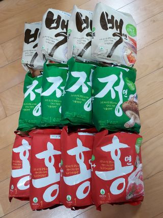 [풀무원] 자연은맛있다 정면, 백면, 홍면  세트 — 5점을 준 리뷰어가 2021년 4월 올린 사용 사진