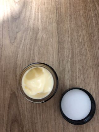 이사벨르와 시그니처 셀 크림[에프, 지, 에프]  60g — 5점을 준 리뷰어가 2021년 4월 올린 사용 사진