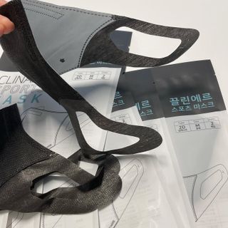 끌린에르 스포츠 귀편한 새부리형 마스크 — 2.5점을 준 리뷰어가 2022년 2월 올린 사용 사진