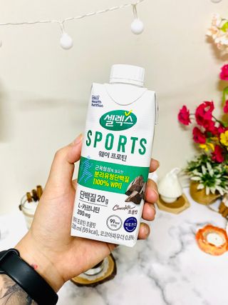 셀렉스스포츠 셀렉스 스포츠 웨이 프로틴 초콜릿 _ 330ml x 12팩 — 5점을 준 리뷰어가 2021년 3월 올린 사용 사진