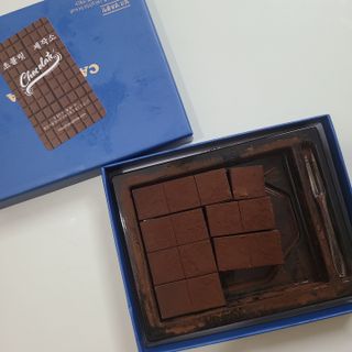 연말/새해선물 요즘 트렌드 오트밀크 생초콜릿 호불호 없는 카카올라 Bast 밀크생초콜릿 — 5점을 준 리뷰어가 2021년 10월 올린 사용 사진
