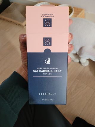 코코몰리 고양이 구강• 헤어볼 데일리 /신장• 요로 데일리 — 5점을 준 리뷰어가 2021년 1월 올린 사용 사진
