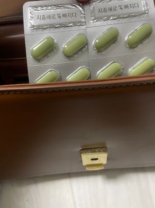 클린24시간 지중해로 쏙빠지다 1SET (800mg*60정) — 5점을 준 리뷰어가 2022년 11월 올린 사용 사진
