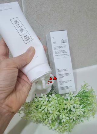 [베러오리진] 무화과 크리미 딥 폼 클렌저/피부 노폐물 & 미세먼지 99 세정 인증 민감성 피부 무자극 인증 — 5점을 준 리뷰어가 2021년 11월 올린 사용 사진