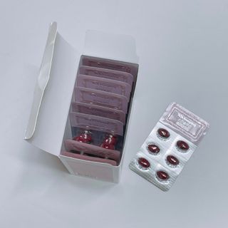 광동생활건강 [다시 쌓는 피부장벽] 광동 스킨솔루션 세라마이드 60캡슐 — 3.5점을 준 리뷰어가 2023년 6월 올린 사용 사진