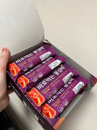씨알푸드 건강기능식품 6년근 홍삼 함유, 바로먹는 홍삼바 30g 12개입 — 4점을 준 리뷰어가 2022년 3월 올린 사용 사진