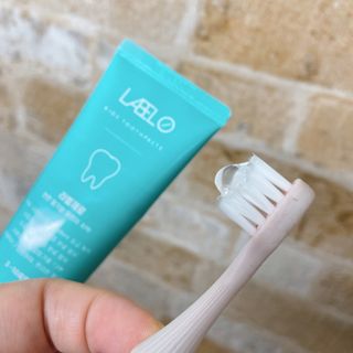 치과에서 쓰는 치약 _ 라벨제로 저불소 꼬마, 키즈, 유아, 베이비, 주니어 안전한 어린이치약 — 5점을 준 리뷰어가 2022년 12월 올린 사용 사진