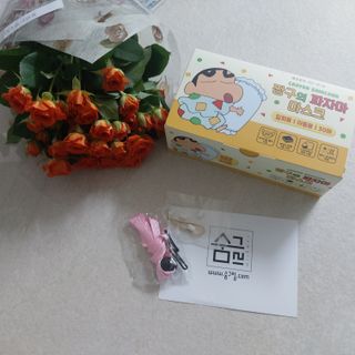 [숨그림]  덴탈마스크 짱구 우리아이 그리고 내가 쓰는 믿을수있는 케릭터 마스크  16종 — 4점을 준 리뷰어가 2021년 10월 올린 사용 사진