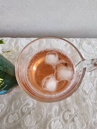 더그레잇티 콤부차 [매일유업] 더그레잇티 44kcal 콤부차 300ml *12개입 (오리지널 6개+베리리치 6개) — 5점을 준 리뷰어가 2023년 7월 올린 사용 사진