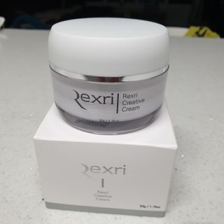 렉스리 크리에이티브 크림  Rexri Creative Cream — 5점을 준 리뷰어가 2022년 6월 올린 사용 사진