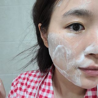 약손명가코스메틱 에오스보떼 브라이트닝 버블 폼 클렌징 300ml — 4점을 준 리뷰어가 2021년 12월 올린 사용 사진