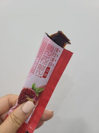 헬스업_쁘띠쁘띠석류콜라겐젤리_20g x 14포 — 5점을 준 리뷰어가 2021년 1월 올린 사용 사진